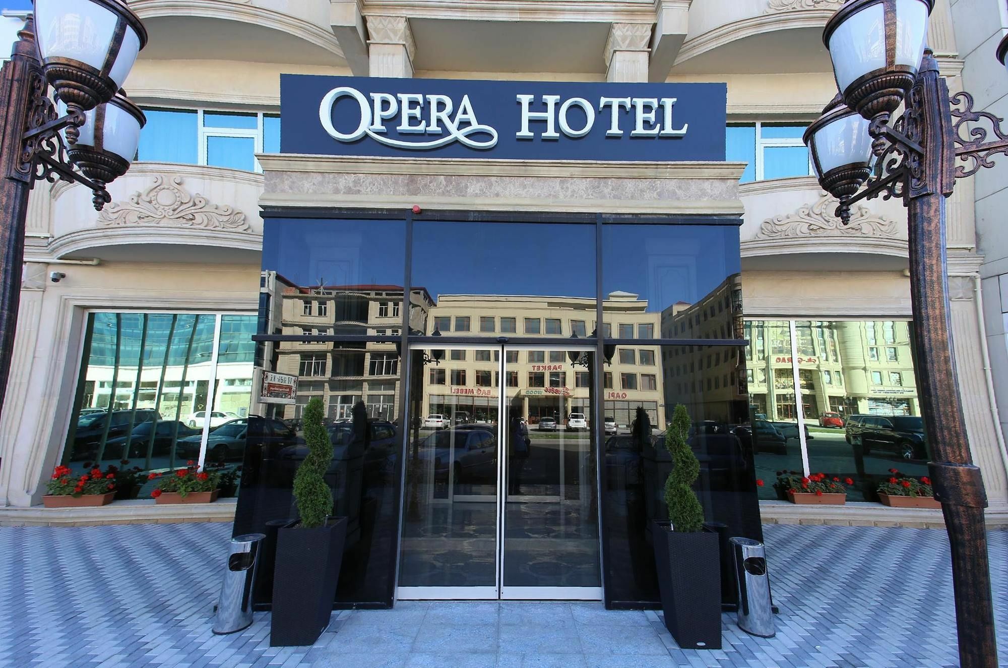 Opera Hotel Baku Bagian luar foto